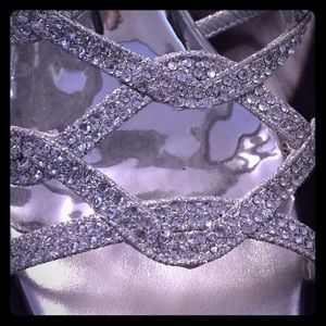 Pierre Dumas silver high heels